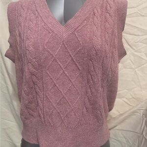 True Craft Women's V-Neck Cable Knit Sweater Vest - Mauve